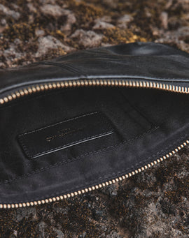 POCHETTE EN CUIR GHOST