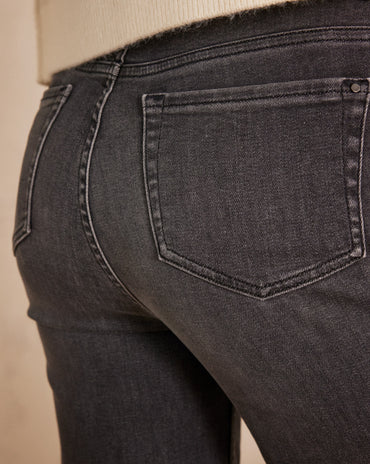 JEAN LISA LARGE