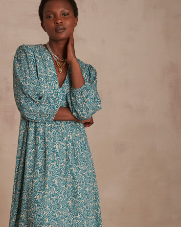 ROBE MANUELLA