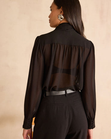 BLOUSE TRANSPARENTE À LAVALIÈRE SPIRIT