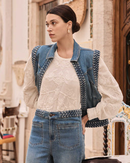 BLOUSE À BRODERIES FLORALES EN 100% COTON DEBBY