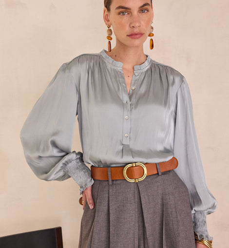 BLOUSE SATINÉE À MANCHES BOUFFANTES DEESSE