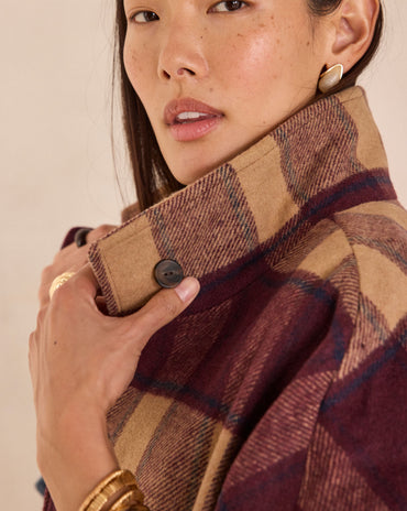 MANTEAU-CAPE À CARREAUX DOLLY